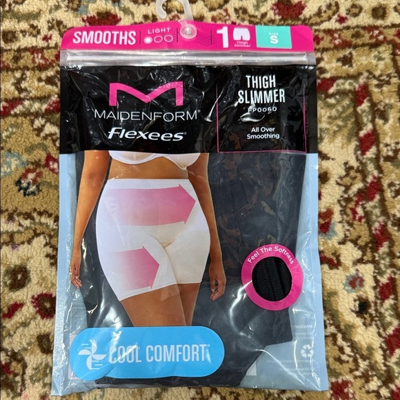 Maidenform Flexees Black Thigh Slimmer - Picture 1 of 5
